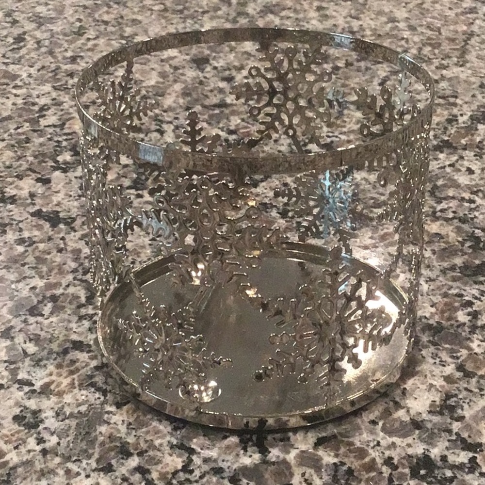 Bath and Body Works Snowflake candle holder